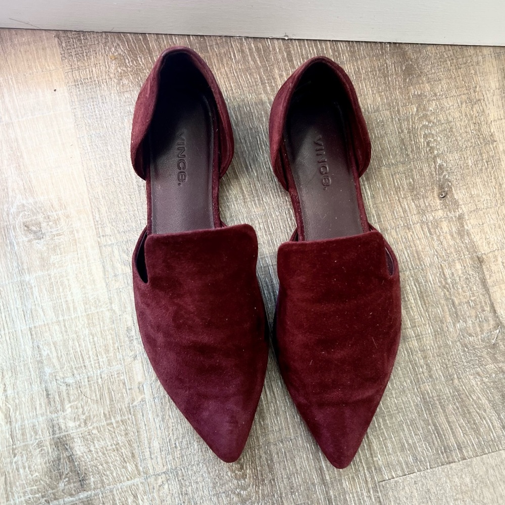 NWT VINCE Damris d'Orsay Leather Loafer
- Bordeaux
